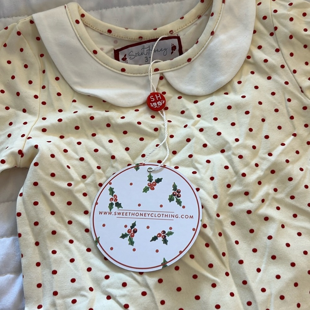 Sweethoney snap closure top